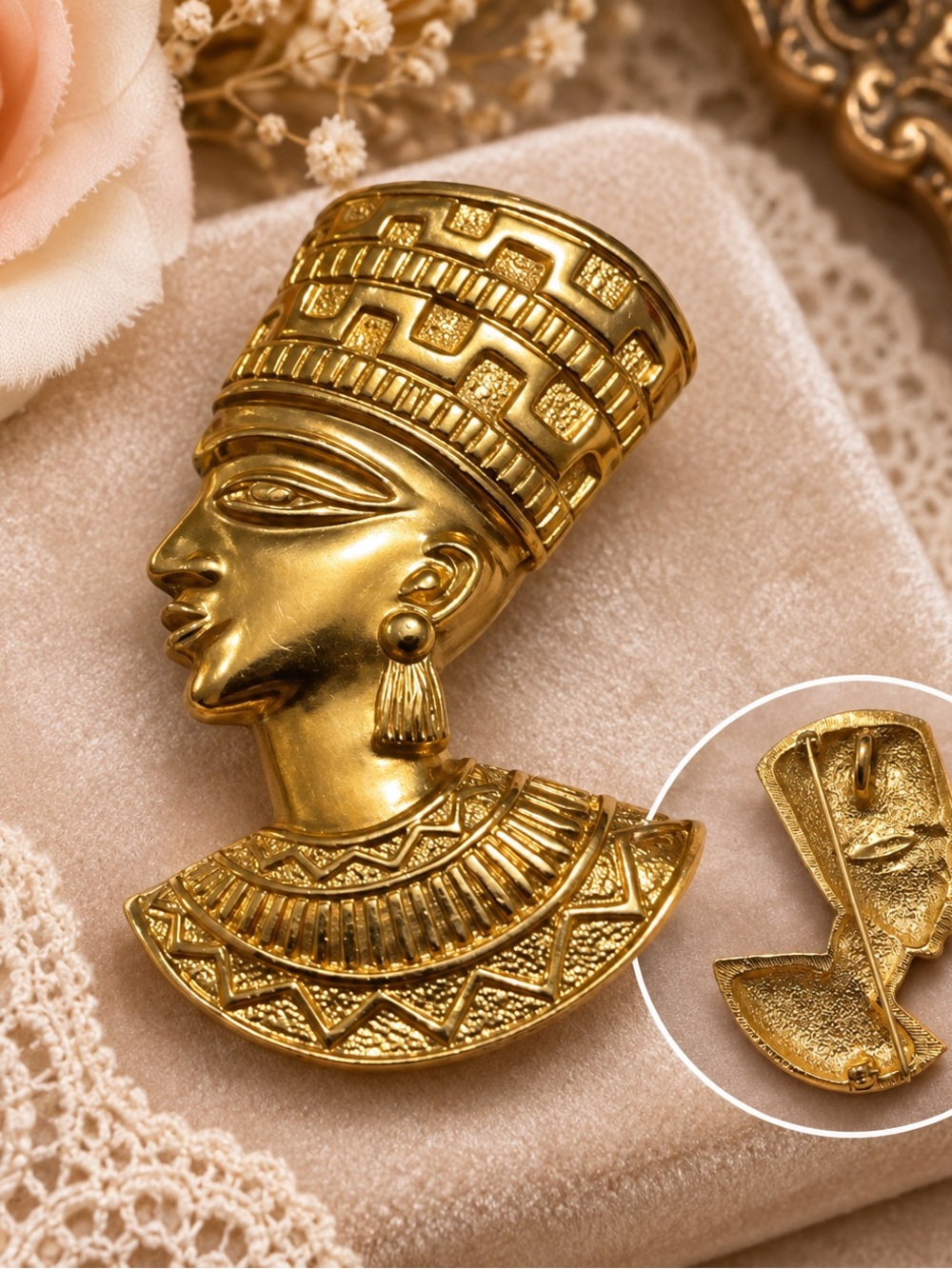 Avon Nefertiti Convertible Pendant Brooch Gold Tone Egyptian Revival